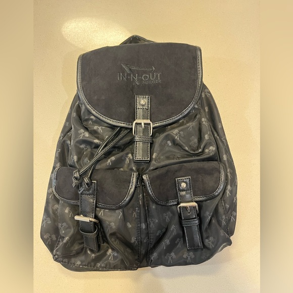 In-N-Out Backpack - Picture 4 of 4
